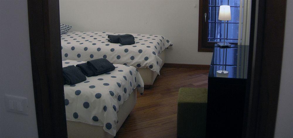 Sarai Venecia