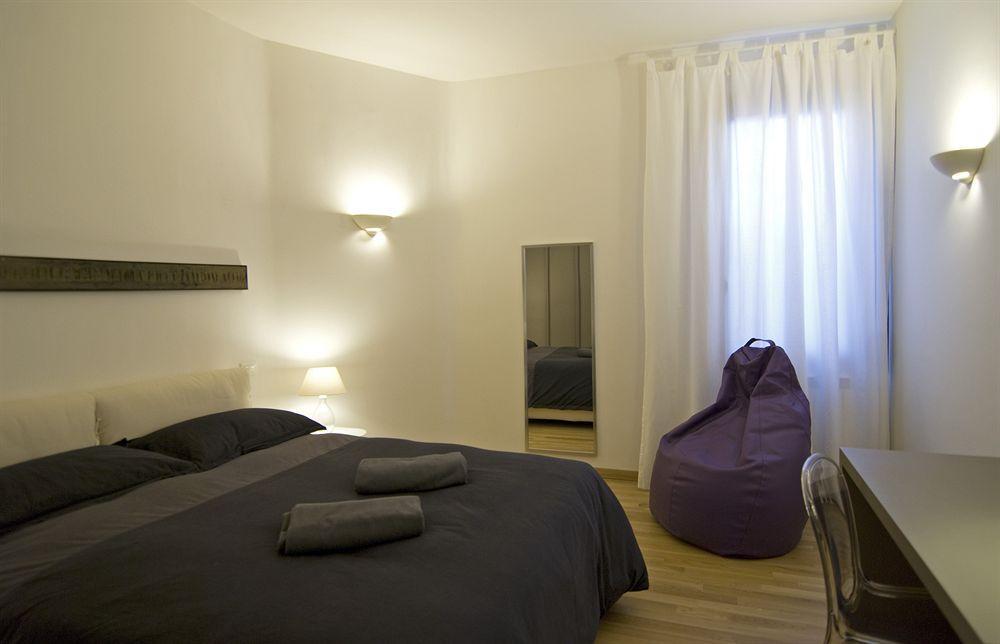 Sarai Venecia